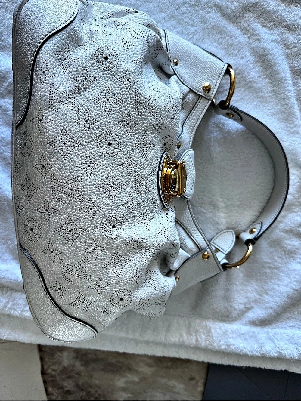 Louis Vuitton Mahina L Hobo White Perforated Shoulder Bag
